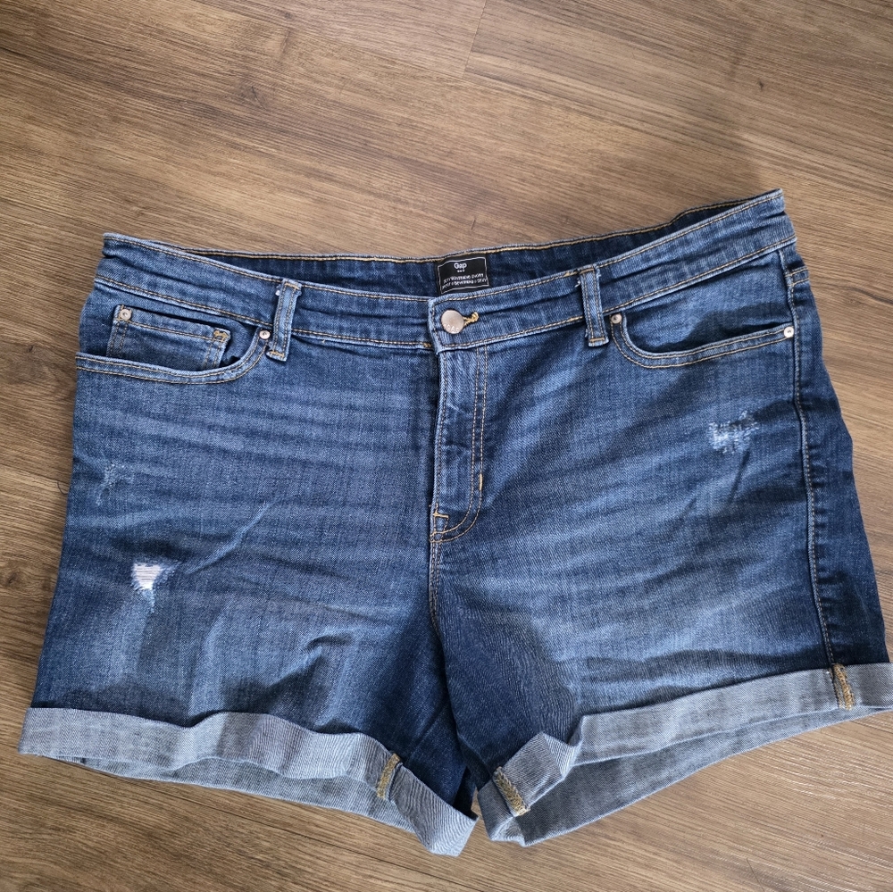 Womens Gap Sexy Boyfriend Shorts
